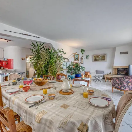 La Maison Du Nizier - - Calme Villa